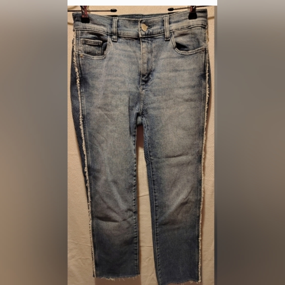 DL1961 Mara Straight Mid Rise Fray Fringe Instasculpt Ankle Jeans Size 24